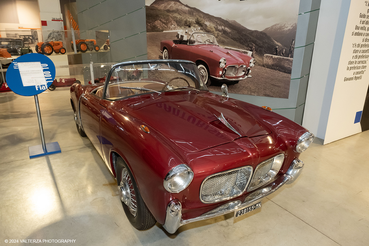 _DSF1279.jpg - 12/07/2024.Torino. Inaugurato nel 1963, il Centro Storico Fiat ha sede in un edificio liberty che fu il primo ampliamento (1907) delle officine di corso Dante dove nacque l'azienda. Ora il Centro Storico ospita una collezione di automobili, cimeli, modellini e manifesti pubblicitari che copre l'intera storia dell'azienda. In concomitanza con le storiche celebrazioni di FIAT, il Centro Storico FIAT eâ€™ aperto al pubblico Venerdi 12, Sabato 13, Domenica 14 per rendere omaggio alla leggendaria Mefistofele, realizzata nel 1923 dallâ€™inglese Ernest Eldridge, e al suo record di velocitÃ  di 234.98 km/h conquistato 100 anni fa. Nella foto FIAT 1100 TV 1953