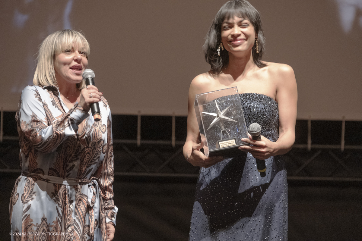 _DSF4436.jpg - TURIN, ITALY - NOVEMBER 22:  Rosario Dawson attend the 42nd Torino Film Festival 2024 Opening Ceremony and receives, from Chiarelli Marina, the Stella della Mole award