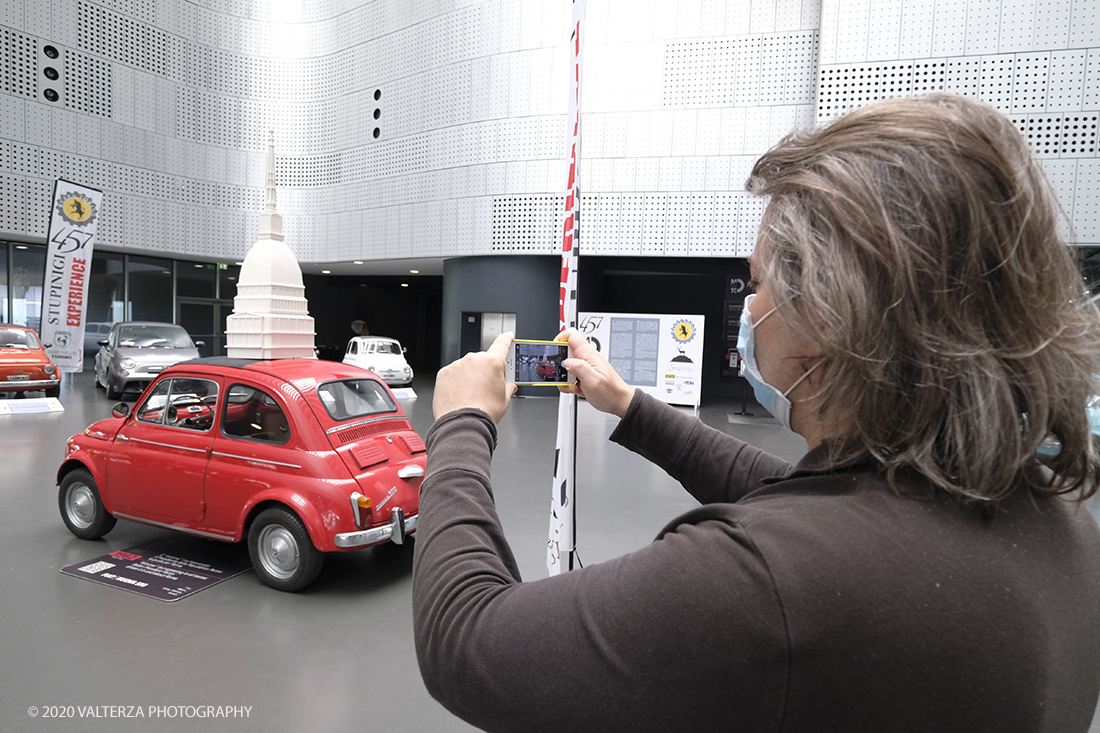 _DSF5077.jpg - 18/06/2020.Torino.  Il MAUTO dedica la prima mostra post lockdown alla mitica Fiat 500. Nella foto visita alla mostra