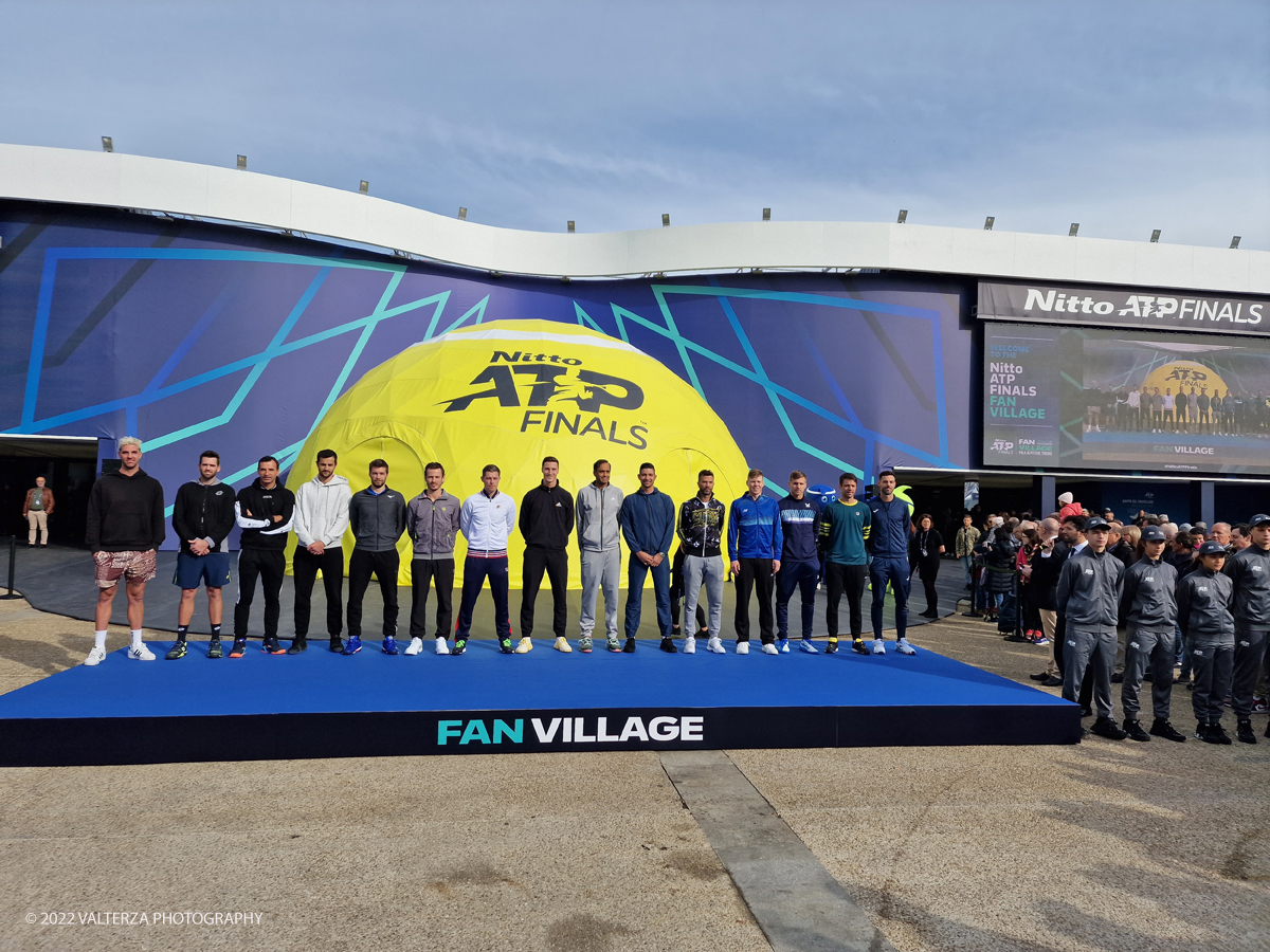 20221112_112725.jpg - 12/1/2022. Torino.  Le 8 coppie dei campioni del doppio hanno inaugurato questa mattina il Fan Village delle Nitto Atp Finals di Torino presenti le istituzioni dello sport , Il presidente dell'ATP Andrea Gaudenzi,  Isidoro Alvisi vicepresidente Fit l'Assessore allo sport regione Piemonte  Ricca Fabrizio ed il sindaco della cittÃ  Lo Russo. I giocatori del doppio vengono chiamati a coppie sul palco per l'intervista ed il saluto al pubblico presente