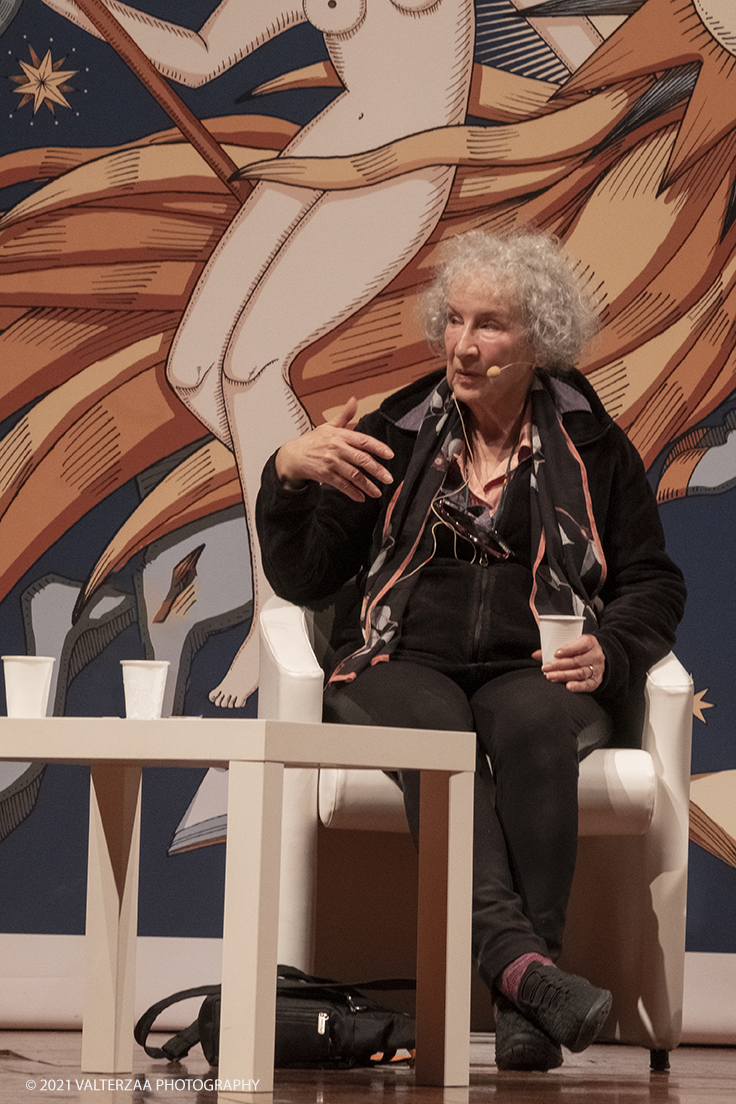 _DSF9940.jpg - 03/10/2021. Torino. In anteprima al Salone, l'incontro con Margaret Atwood, autrice canadese, Ã¨ tra le personalitÃ  piÃ¹ influenti della scena letteraria e culturale internazionale. Nella foto