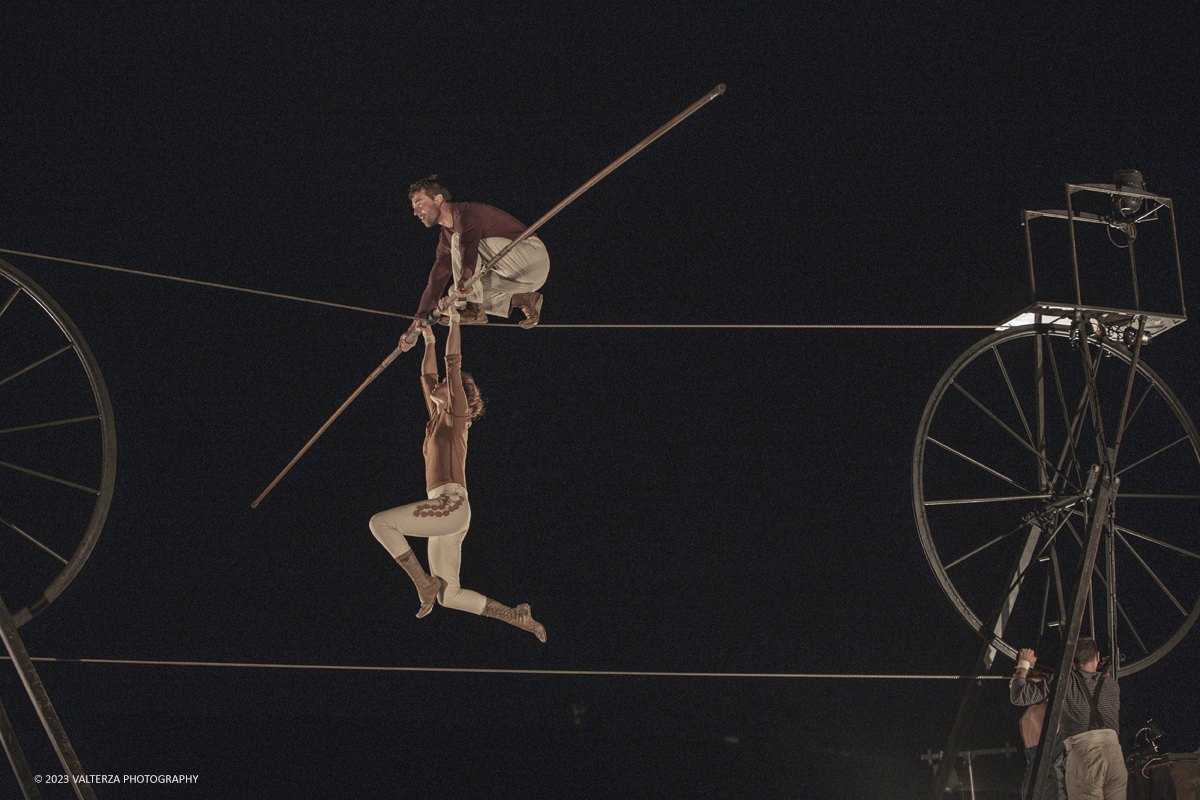 _G5A6265.jpg - 10/06/2023. Torino, Vauda Grande. Lo straordinario e suggestivo spettacolo Sodade, Ã¨ stato portato in scena dalla compagnia francese Cirque Rouages protagonisti quattro acrobati e 2 musicisti