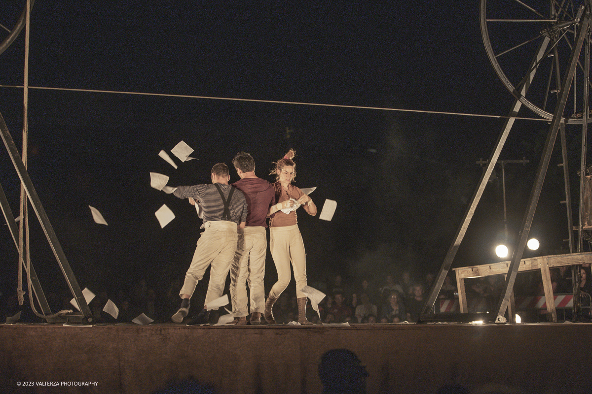 _G5A7112.jpg - 10/06/2023. Torino, Vauda Grande. Lo straordinario e suggestivo spettacolo Sodade, Ã¨ stato portato in scena dalla compagnia francese Cirque Rouages protagonisti quattro acrobati e 2 musicisti