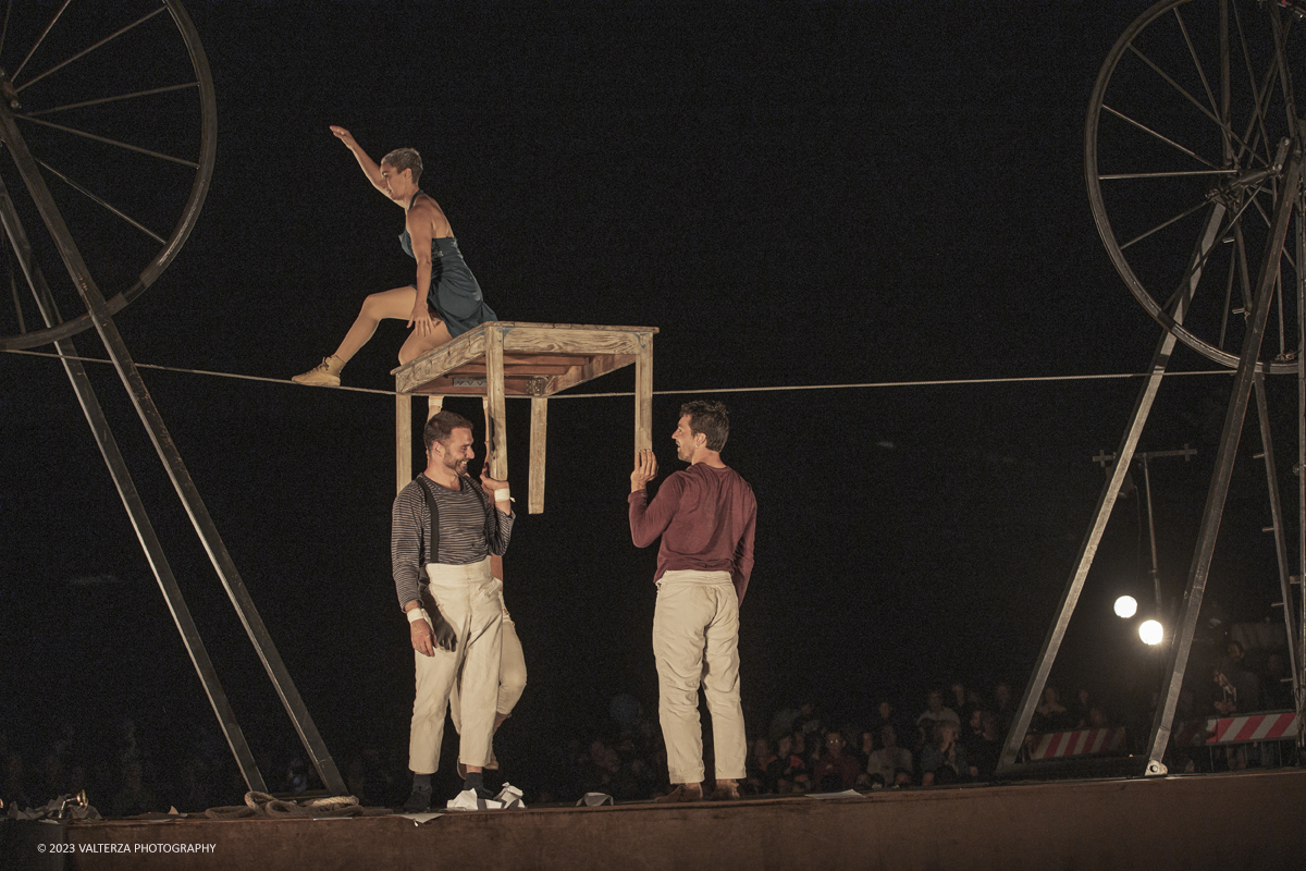 _G5A7589.jpg - 10/06/2023. Torino, Vauda Grande. Lo straordinario e suggestivo spettacolo Sodade, Ã¨ stato portato in scena dalla compagnia francese Cirque Rouages protagonisti quattro acrobati e 2 musicisti