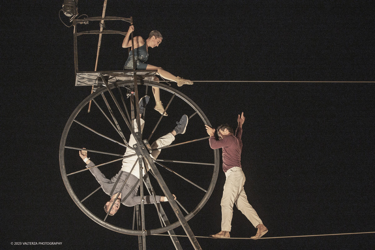 _G5A8033.jpg - 10/06/2023. Torino, Vauda Grande. Lo straordinario e suggestivo spettacolo Sodade, Ã¨ stato portato in scena dalla compagnia francese Cirque Rouages protagonisti quattro acrobati e 2 musicisti