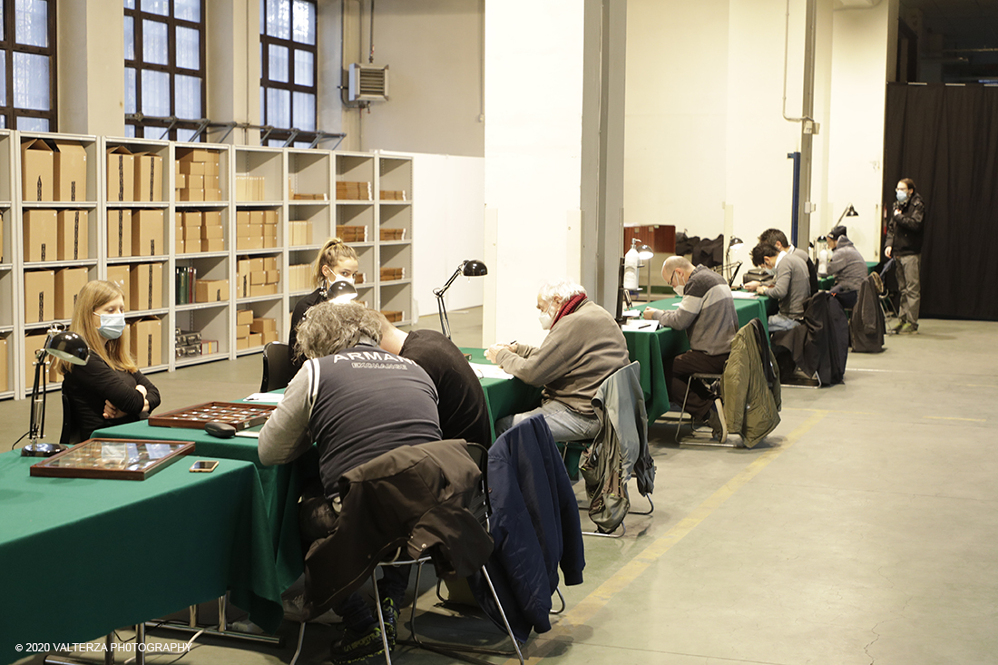 _G3I7953.jpg - 09/12/2020.Torino. . Allâ€™asta numismatica alcune raritÃ  di duemila anni di storia., valore totale di base d'asta piÃ¹ di 2Mil di Euro. . Nella foto il salone con le postazioni per l'accoglienza dei potenziali partecipanti all'asta che desiderano visionare il materiale in anteprima.