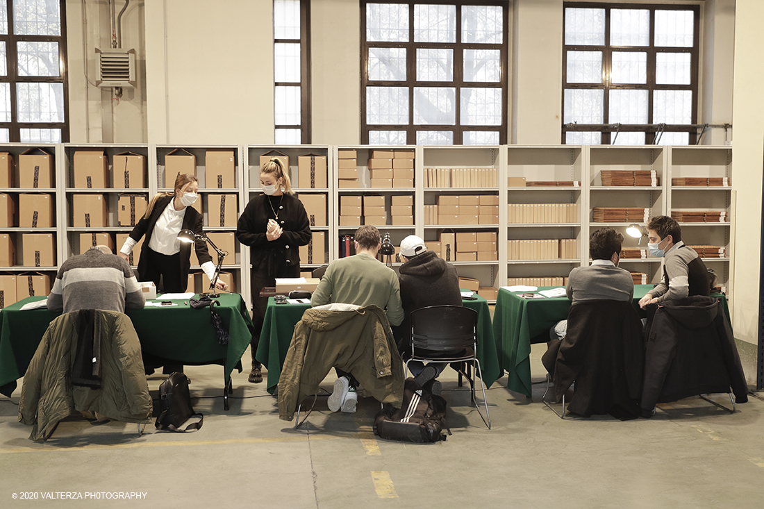 _G3I8123.jpg - 09/12/2020.Torino. . Allâ€™asta numismatica alcune raritÃ  di duemila anni di storia., valore totale di base d'asta piÃ¹ di 2Mil di Euro. . Nella foto il salone con le postazioni per l'accoglienza dei potenziali partecipanti all'asta che desiderano visionare il materiale in anteprima.