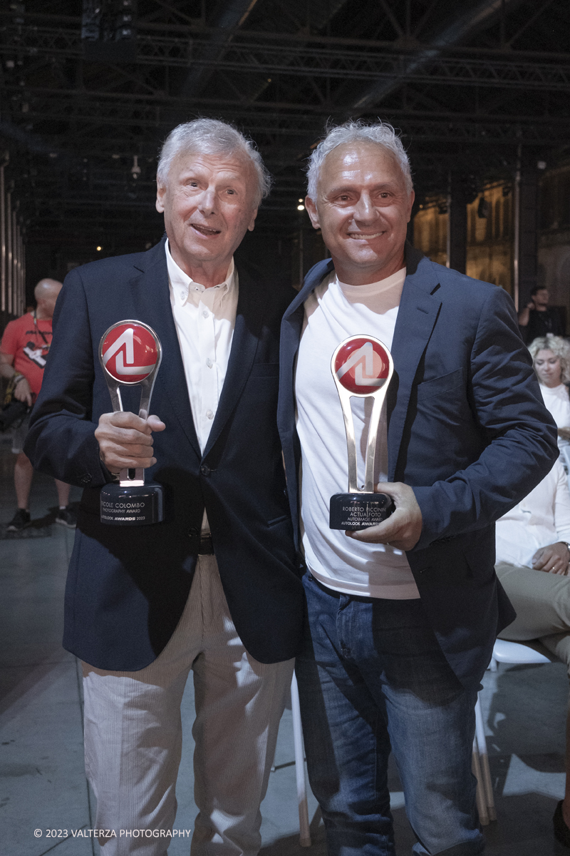 _DSF4195.jpg - 04/09/20223. Torino. Si sono tenuti presso le OGR gli Autolook Awards, le premiazioni dedicate al mondo del motorsport. Nella foto Ercole Colombo e Roberto Piccinini con il Photography Autolook Award