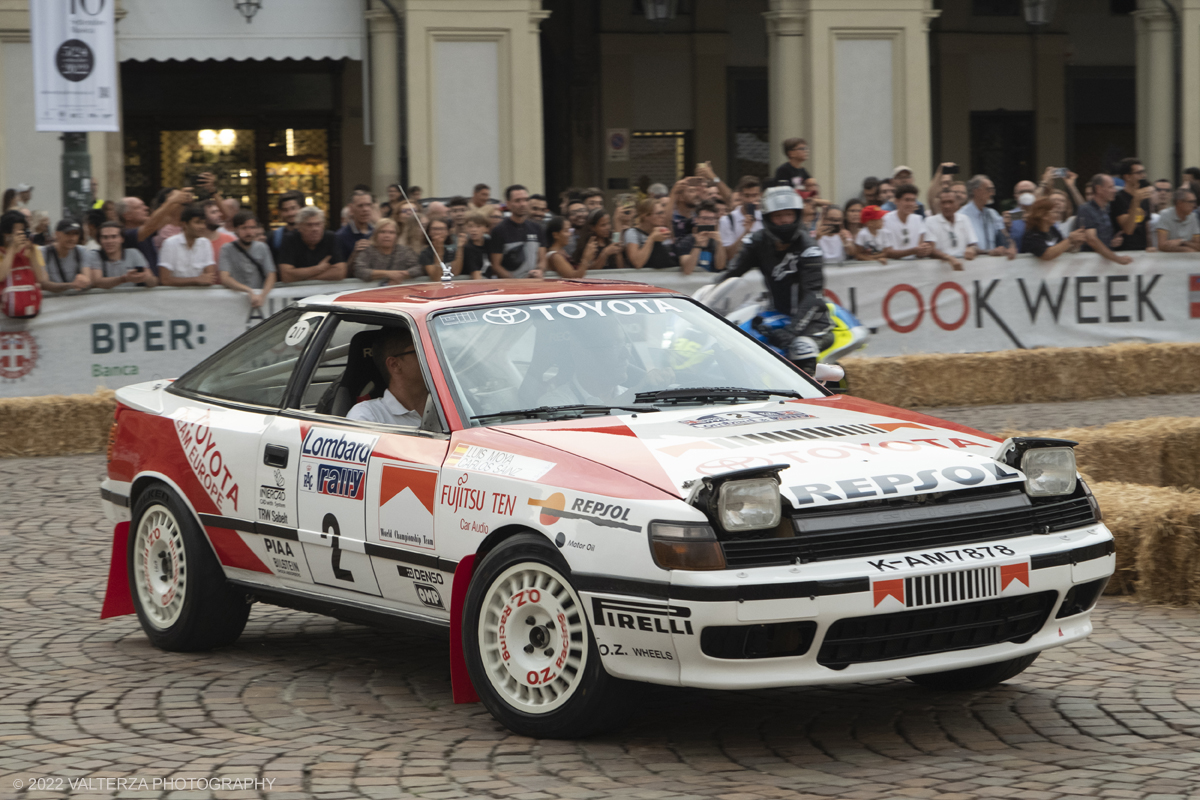 DSCF5168.jpg - 07/09/2022. Torino. Autolook Week Torino  Autolook Week Torino sarÃ  una rassegna dinamica che che dal 7 allâ€™11 settembre accompagna i visitatori tra le emozioni del motorsport, tra quei modelli che ne hanno scritto la storia e che sono entrati di diritto nei ricordi e nellâ€™immaginario degli appassionati. Nella foto parte dei mezzi sportivi presenti all'evento si sono esibiti in un minicircuito tra piazza Castello e piazza San Carlo