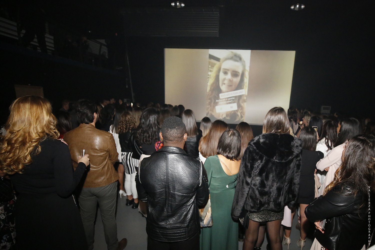 _X9B2033.jpg - 12/10/2019. Torino. Winter '19 Fashion Party al Loft di Via Cervino per il lancio di una nuova linea di prodotto.. Gli ospiti e la festa.