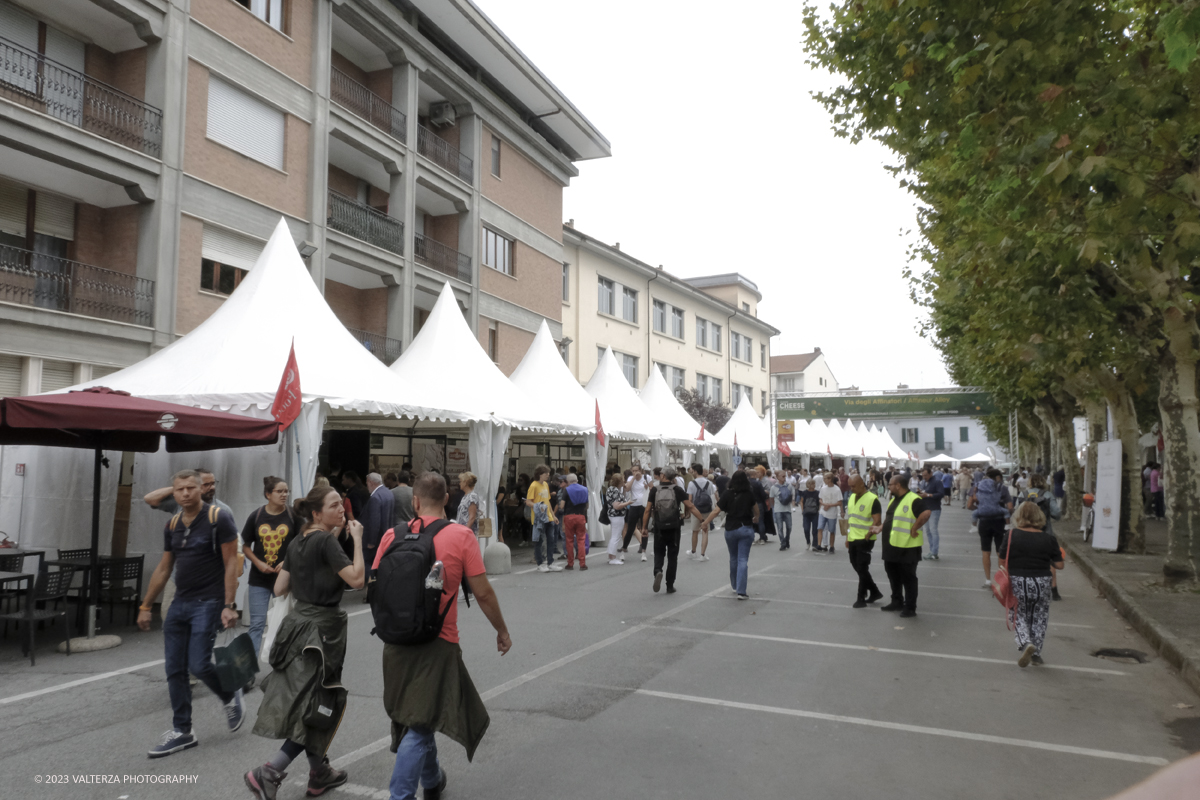 _DSF6044.jpg - 17/09/2023. Bra (CN). I formaggi piemontesi a Cheese 2023. Nella foto parte della 14esima edizione di Cheese, il piÃ¹ grande evento internazionale dedicato ai formaggi a latte crudo