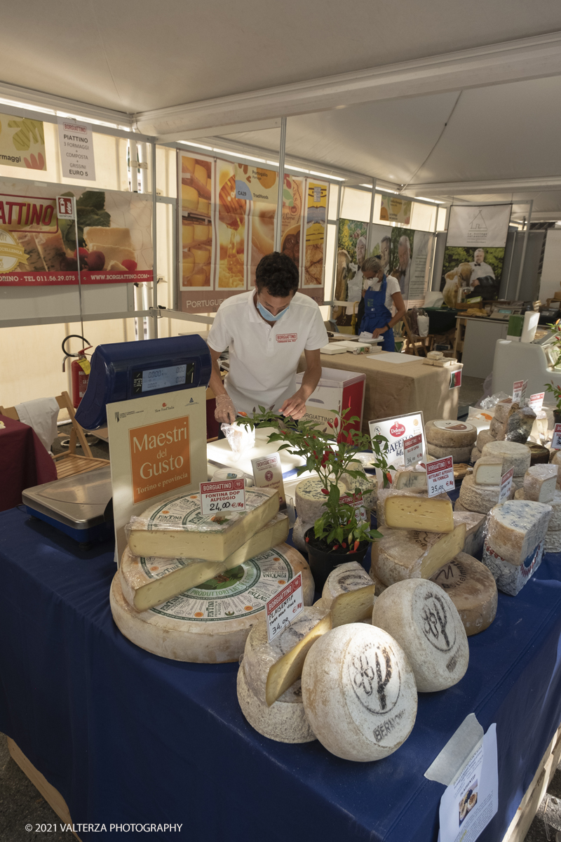 _DSF1736.jpg - 17/09/2021. Bra. Cheese Ã¨  la piÃ¹ importante fiera italiana dedicata al formaggio ai latticini ed al latte crudo. Nella foto stand di affinatori di formaggi