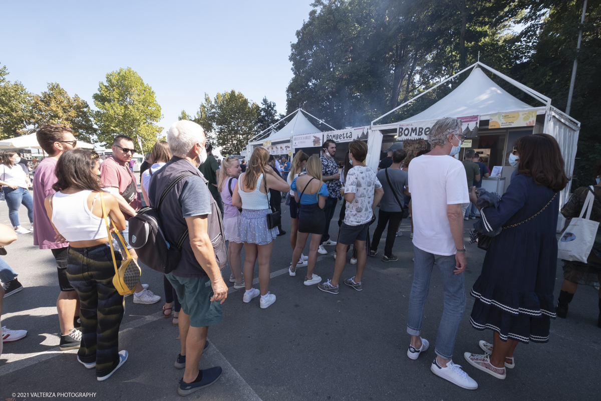 _DSF7487.jpg - 17/09/2021. Bra. Cheese Ã¨  la piÃ¹ importante fiera italiana dedicata al formaggio ai latticini ed al latte crudo. Nella foto l'area dedicata alle cucine di strada ed al food truck