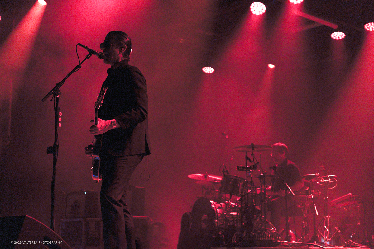 _G5A9011.jpg - 26/06/2023. Torino. Gli Interpol in concerto alle OGR. Nella foto Paul Banks voce e chitarra.