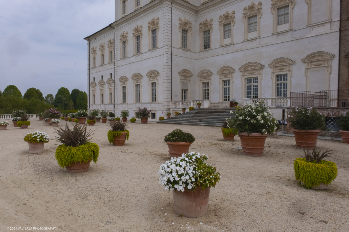 _DSF6296.jpg - 10/09/2021.Torino. COROLLARIA FLOWER EXHIBITIONAlla Reggia di Venaria la prima rassegna italiana dedicata allâ€™arte floreale e al giardinoDal 10 al 19 settembre 2021. Nella foto alcune delle installazioni del Gran Parterre esterno dove oltre 30 tra i migliori produttori di piante in vaso e per giardini provenienti da tutta Italia espongono le proprie creazioni