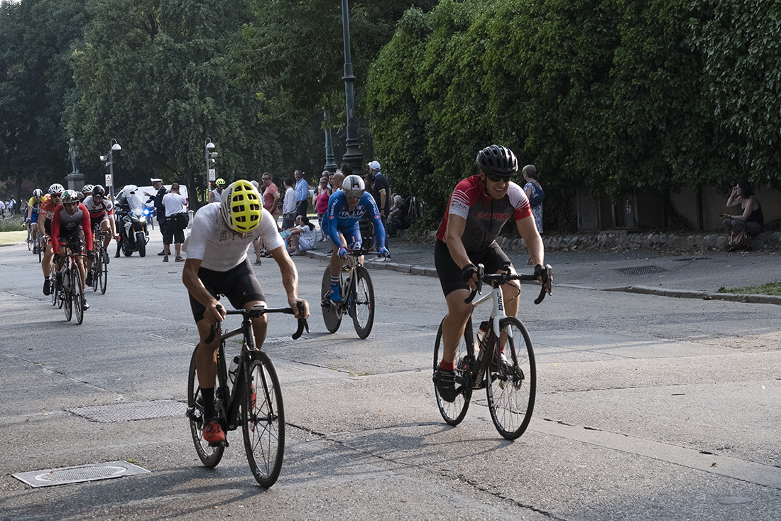 _DSF1683.jpg - 26-07-2019. Torino, cicling,prova a cronometro al Parco del Valentino. Nella foto gli atleti in gara durante il giro di prova del circuito.