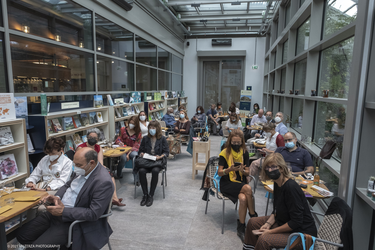 _DSF7709.jpg - 25/09/2021.Torino. Si Ã¨ svolta l'anteprima in presenza del Festival del Giornalismo Alimentare 2021 con â€œSostenibili dalla colazione allâ€™aperitivo". Nella foto un momento della mattinata del festival nella sala che ha ospitato l'evento