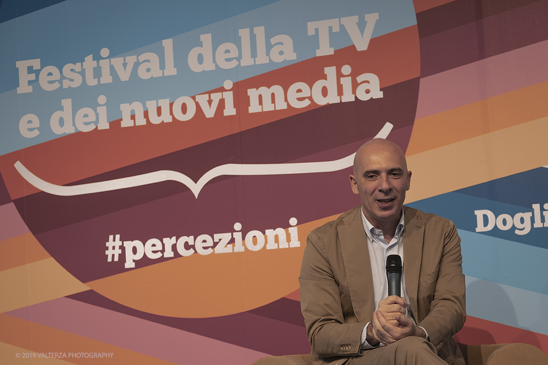 _DSF5341.jpg - 04/05/2019. Dogliani 2-5Maggio. Festival della TV avente come tema#percezioni, 4 giorni di dialoghi, confronti sguardi verso il mondo di domani. Nella foto partecipanti all'incontro "L'Amministratore Delegato RAI racconta il suo progetto di media Company." , FAbrizio Salini