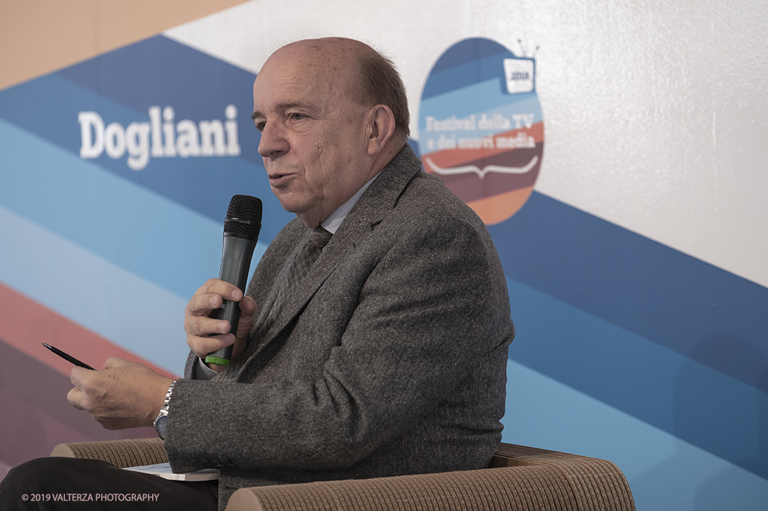 _DSF5438.jpg - 04/05/2019. Dogliani 2-5Maggio. Festival della TV avente come tema#percezioni, 4 giorni di dialoghi, confronti sguardi verso il mondo di domani. Nella foto partecipanti all'incontro " La percezione della LegalitÃ  e dei Diritti",  Gustavo Zagrebelsky