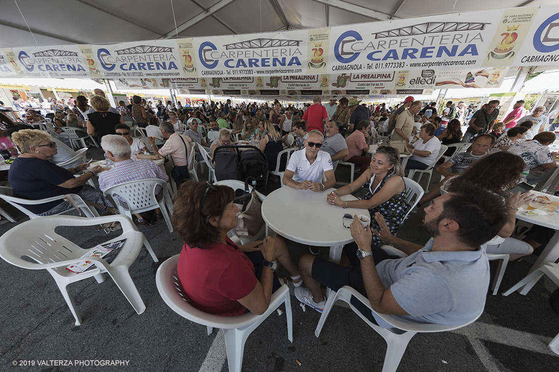 _X9B0426.jpg - 01/09/2019. Carmagnola. TO. Concorso del Peperone  Riservato ai produttori dellâ€™area di coltivazione del Peperone di Carmagnola, si premiano i migliori esemplari i dei quattro ecotipi locali: quadrato, lungo o corno di bue, trottola e tumaticot. Nella foto uno dei punti di ristoro della manifestazione.