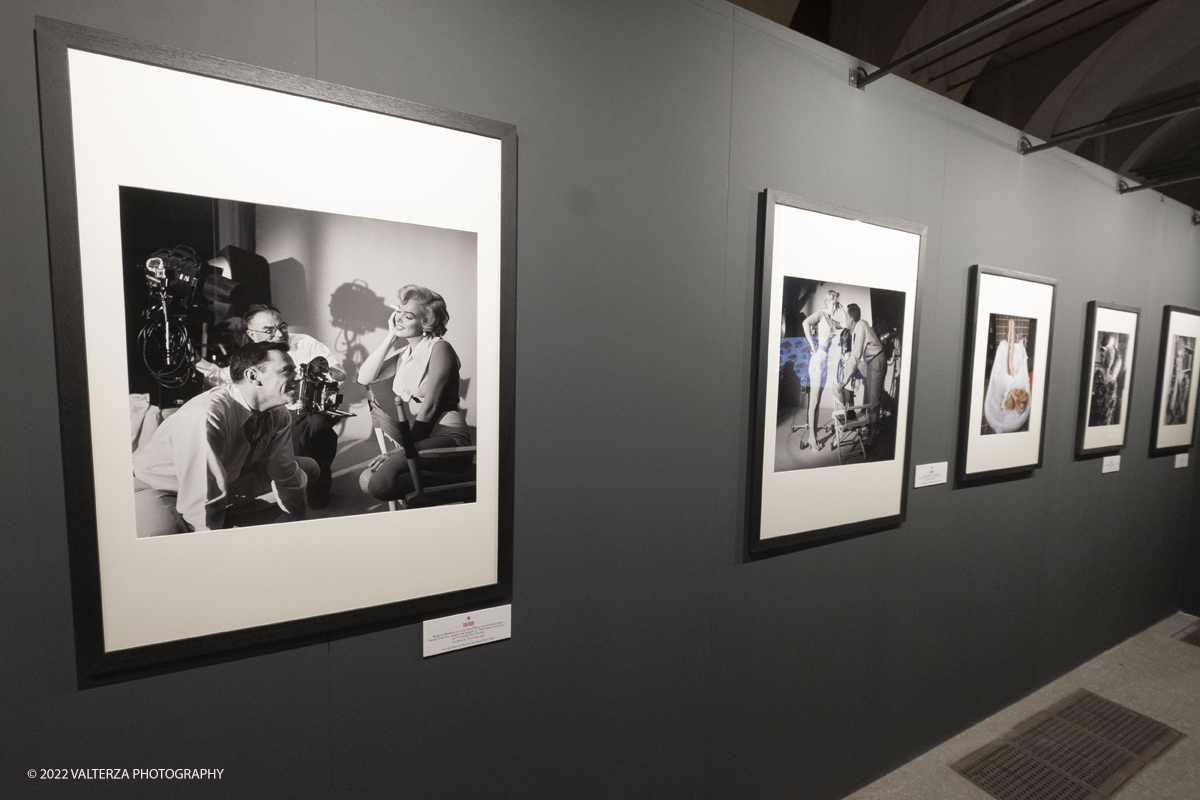 _DSF9841.jpg - 01/07/2022. Torino. A sessantâ€™anni dalla morte della Monroe, una mostra-evento con memorabilia originali, in parte esposti in anteprima mondiale e le fotografie , scattate dal fotografo,suo amico storico ,Sam Shaw. Nella foto parte dell'allestimento dlla mostra