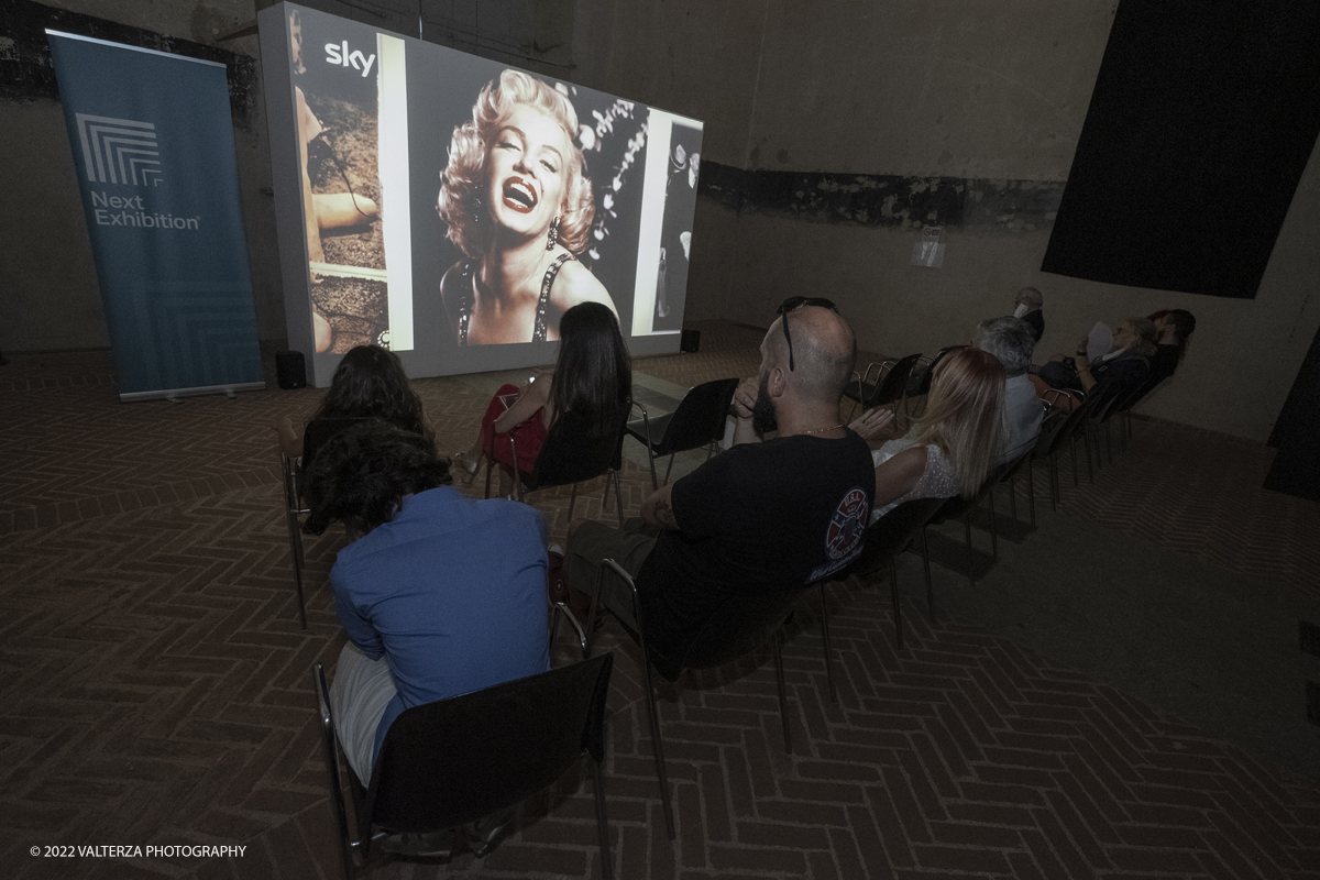 _DSF9929.jpg - 01/07/2022. Torino. A sessantâ€™anni dalla morte della Monroe, una mostra-evento con memorabilia originali, in parte esposti in anteprima mondiale e le fotografie , scattate dal fotografo,suo amico storico ,Sam Shaw. Nella foto allestimento video