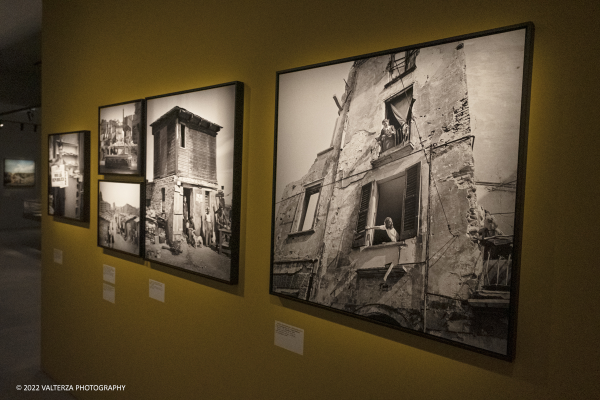 _DSF0454.jpg - 16/05/2022. Torino. Intesa San Paolo ha inaugurato oggi Le "Gallerie d'Italia Torino"quarto museo del gruppo, diecimila mq di percorso espositivo su cinque piani dedicati alla fotografia ed al Barocco. Nella foto parte dell'allestimento della mostra dedicata all'archivio Publifoto