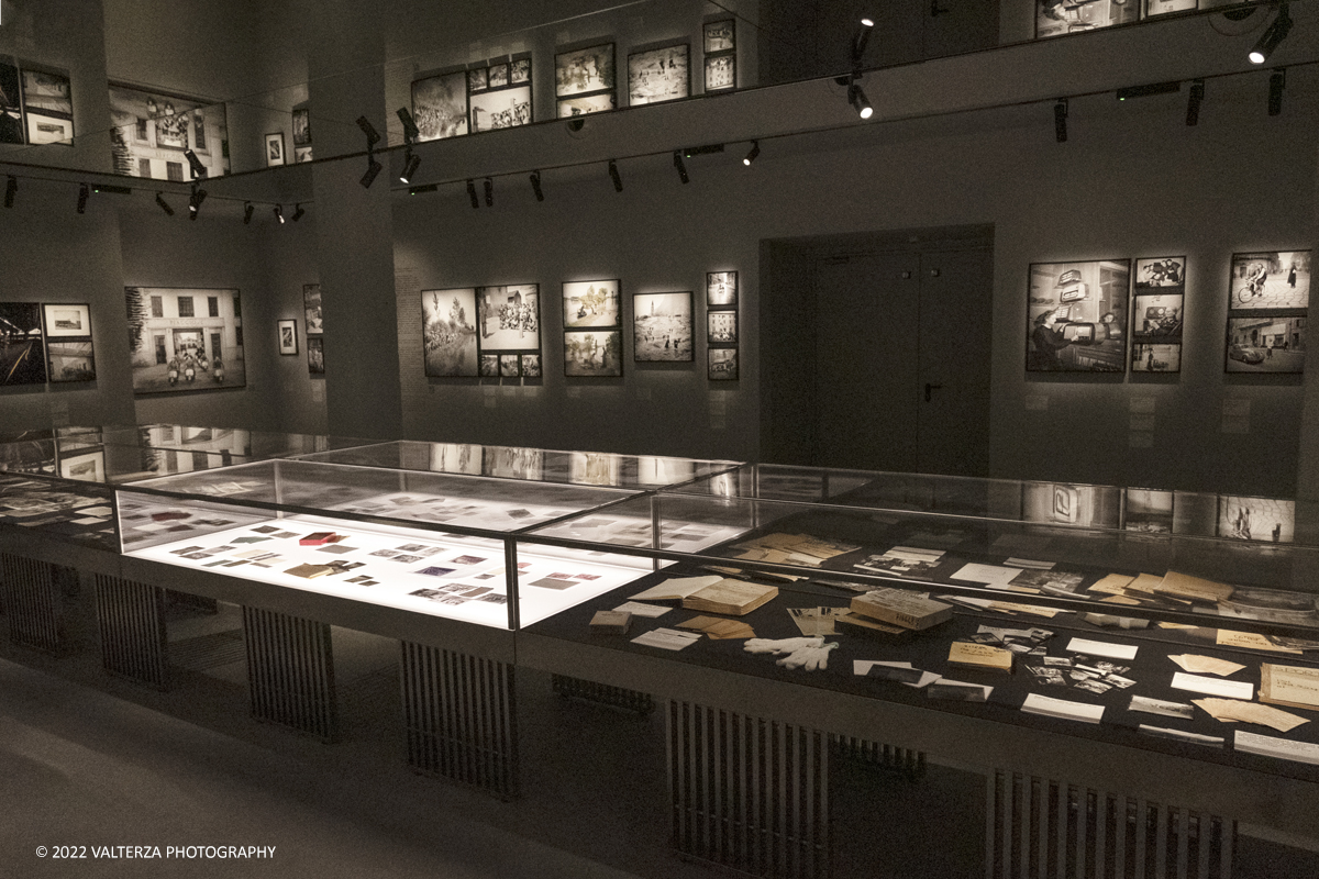 _DSF0455.jpg - 16/05/2022. Torino. Intesa San Paolo ha inaugurato oggi Le "Gallerie d'Italia Torino"quarto museo del gruppo, diecimila mq di percorso espositivo su cinque piani dedicati alla fotografia ed al Barocco. Nella foto parte dell'allestimento della mostra dedicata all'archivio Publifoto