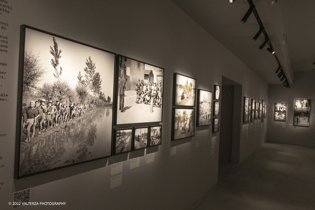 _DSF0475.jpg - 16/05/2022. Torino. Intesa San Paolo ha inaugurato oggi Le "Gallerie d'Italia Torino"quarto museo del gruppo, diecimila mq di percorsoespositivo su cinque piani dedicati alla fotografia ed al Barocco. Nella foto  parte dell'allestimento della mostra dedicata all'archivio Publifoto