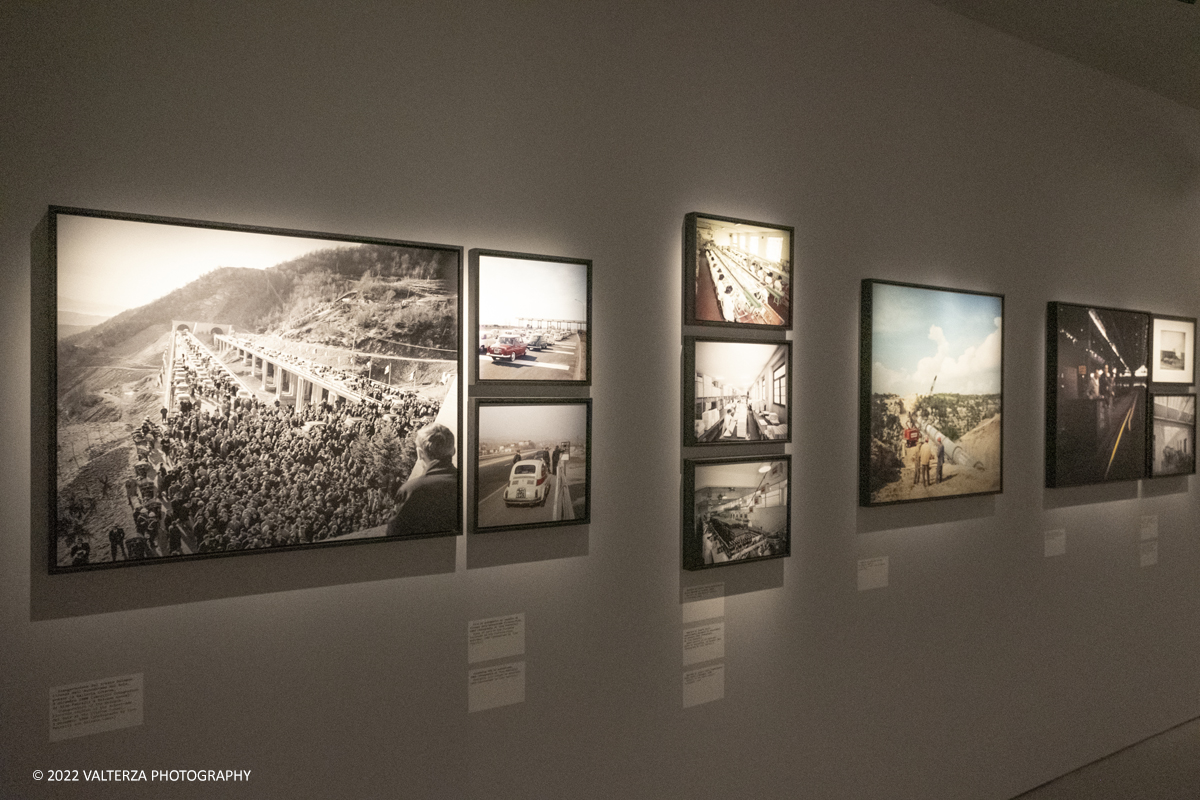 _DSF0493.jpg - 16/05/2022. Torino. Intesa San Paolo ha inaugurato oggi Le "Gallerie d'Italia Torino"quarto museo del gruppo, diecimila mq di percorsoespositivo su cinque piani dedicati alla fotografia ed al Barocco. Nella foto parte dell'allestimento della mostra dedicata all'archivio Publifoto