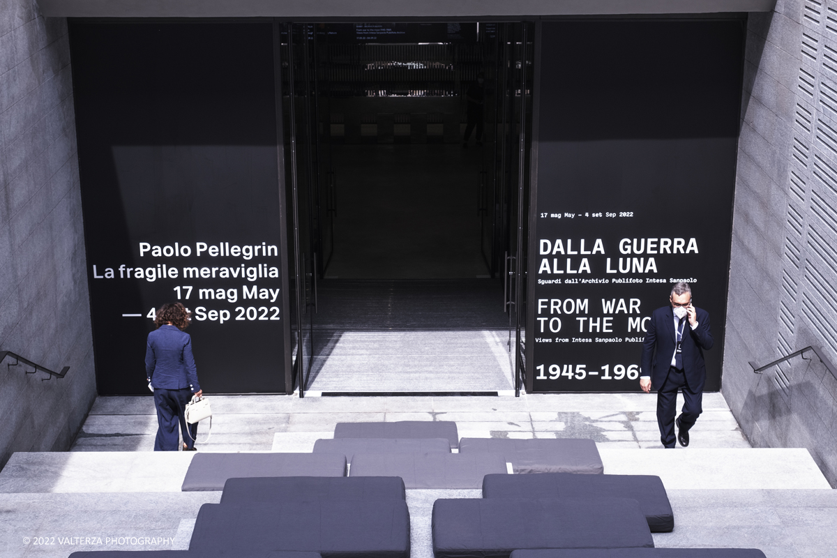 _DSF9911.jpg - 16/05/2022. Torino. Intesa San Paolo ha inaugurato oggi Le "Gallerie d'Italia Torino"quarto museo del gruppo, diecimila mq di percorsoespositivo su cinque piani dedicati alla fotografia ed al Barocco. Nella foto ingressso alle mostre