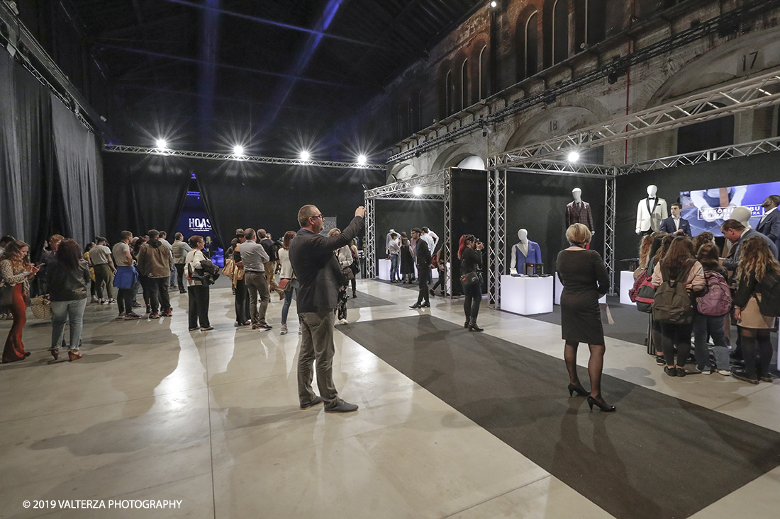 _G3I6037.jpg - 22/05/2019. Torino, OGR.  Â«Hoas - History of a styleÂ», Ã¨ una kermesse incentrata su abiti, arte e manifatture, celebrati in modo inedito, svelando che cosa câ€™Ã¨ dietro le quinte di una griffe, di unâ€™atelier, di una lavorazione sperimentale. Nella foto l'area conference dove nei quattroo giorni dell'evento verranno presentati 12 Designers torinesi.