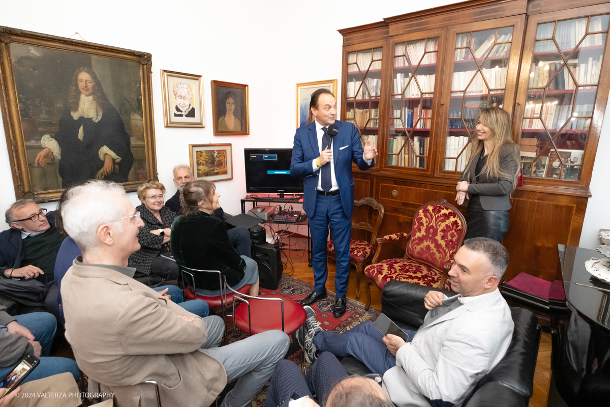 _DSF3009.jpg - Giugno-2024. Torino. Incontro con il Presidente della Regione Alberto Cirio nella sede del Caramella Choco Bistrot.Nella foto  un momento dell'incontro con i partecipanti all'evemto