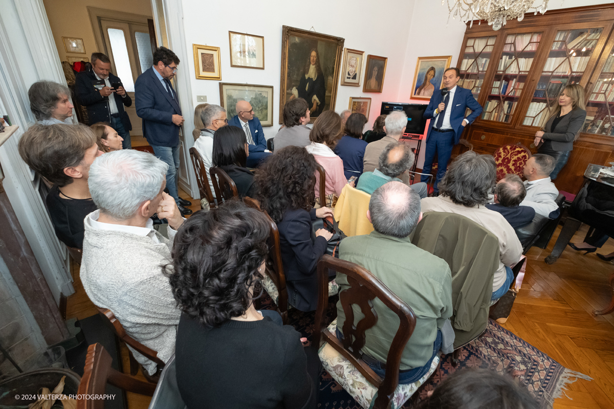 _DSF3015.jpg - Giugno-2024. Torino. Incontro con il Presidente della Regione Alberto Cirio nella sede del Caramella Choco Bistrot.Nella foto  un momento dell'incontro con i partecipanti all'evemto