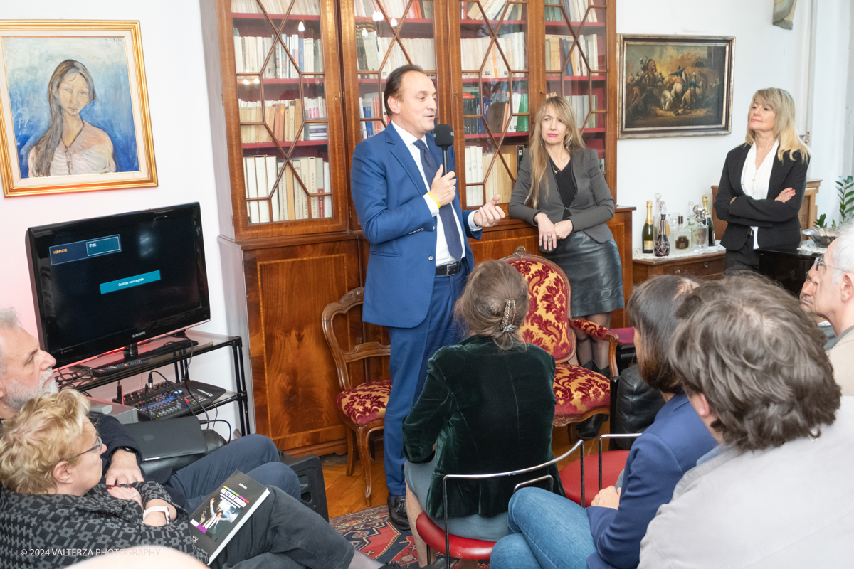 _DSF3028.jpg - Giugno-2024. Torino. Incontro con il Presidente della Regione Alberto Cirio nella sede del Caramella Choco Bistrot.Nella foto  un momento dell'incontro con i partecipanti all'evemto