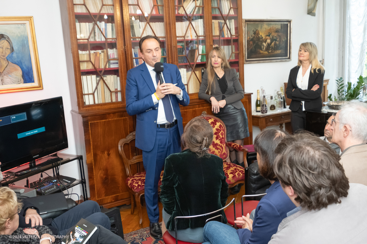 _DSF3029.jpg - Giugno-2024. Torino. Incontro con il Presidente della Regione Alberto Cirio nella sede del Caramella Choco Bistrot.Nella foto  un momento dell'incontro con i partecipanti all'evemto