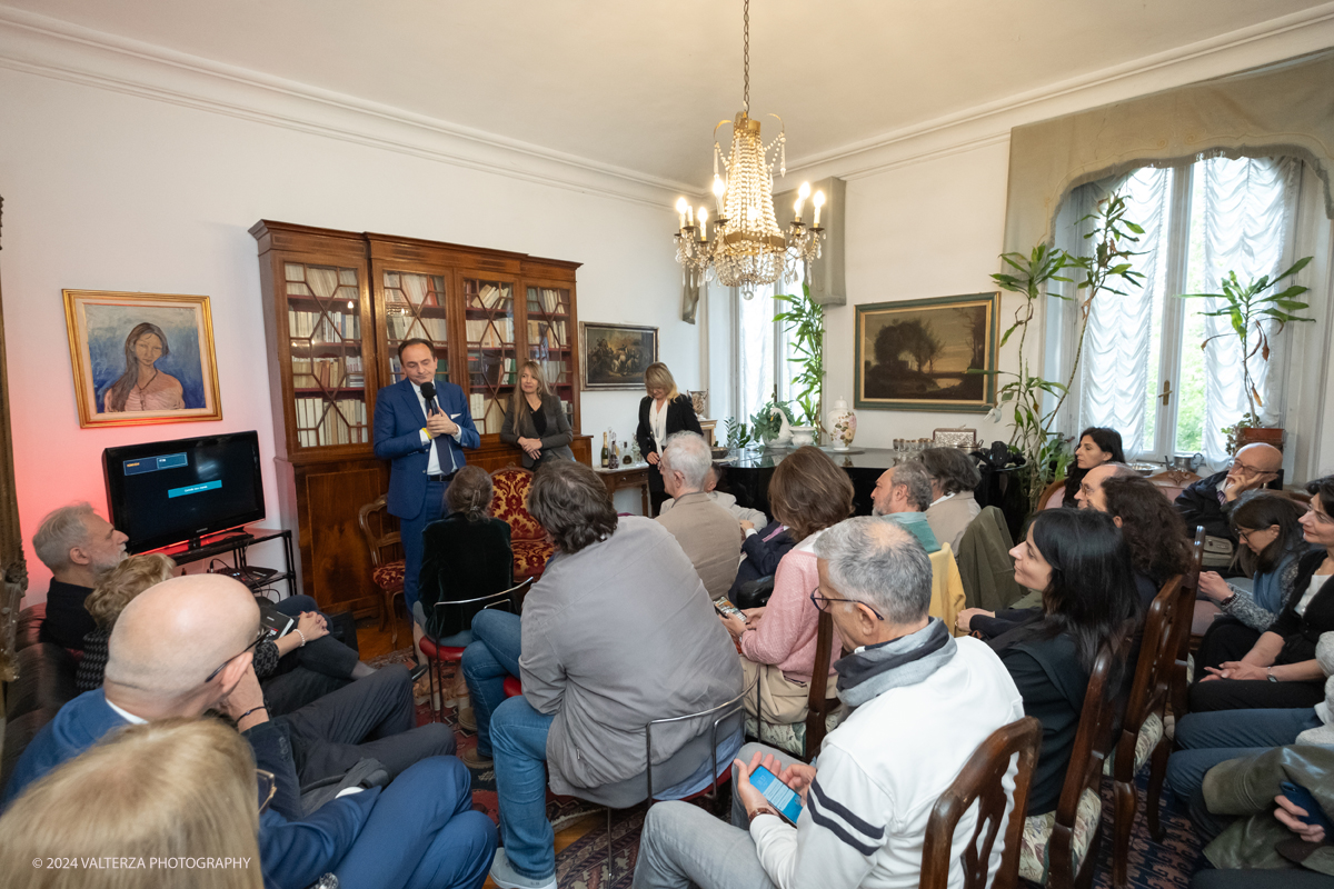 _DSF3036.jpg - Giugno-2024. Torino. Incontro con il Presidente della Regione Alberto Cirio nella sede del Caramella Choco Bistrot.Nella foto  un momento dell'incontro con i partecipanti all'evemto