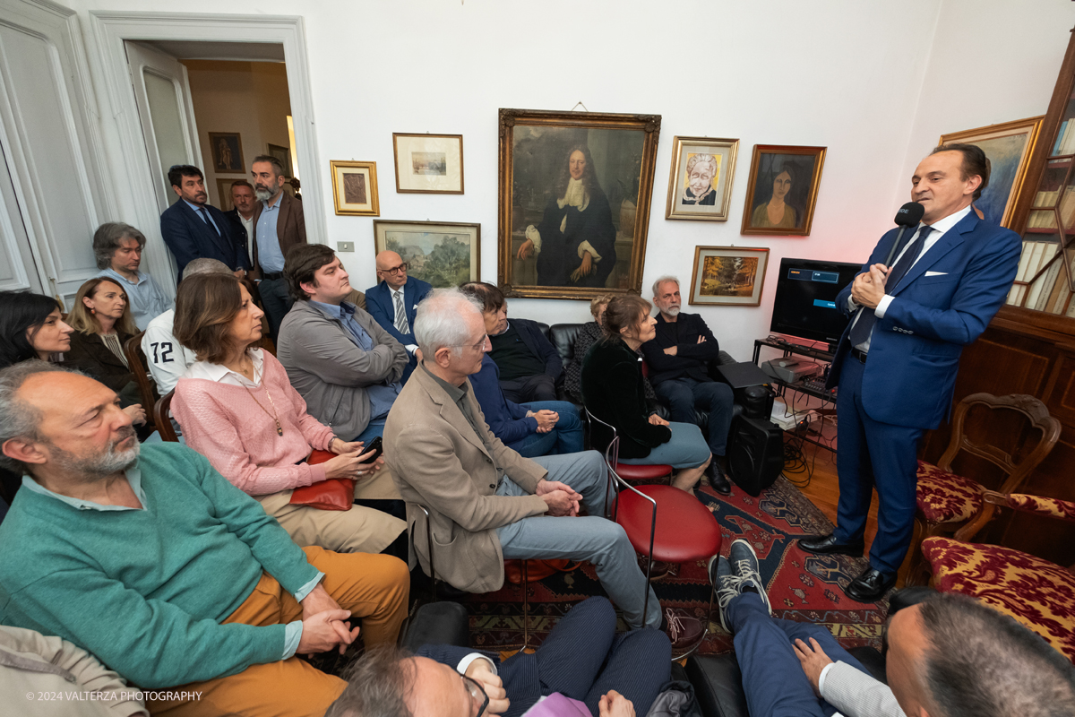 _DSF3041.jpg - Giugno-2024. Torino. Incontro con il Presidente della Regione Alberto Cirio nella sede del Caramella Choco Bistrot.Nella foto  un momento dell'incontro con i partecipanti all'evemto