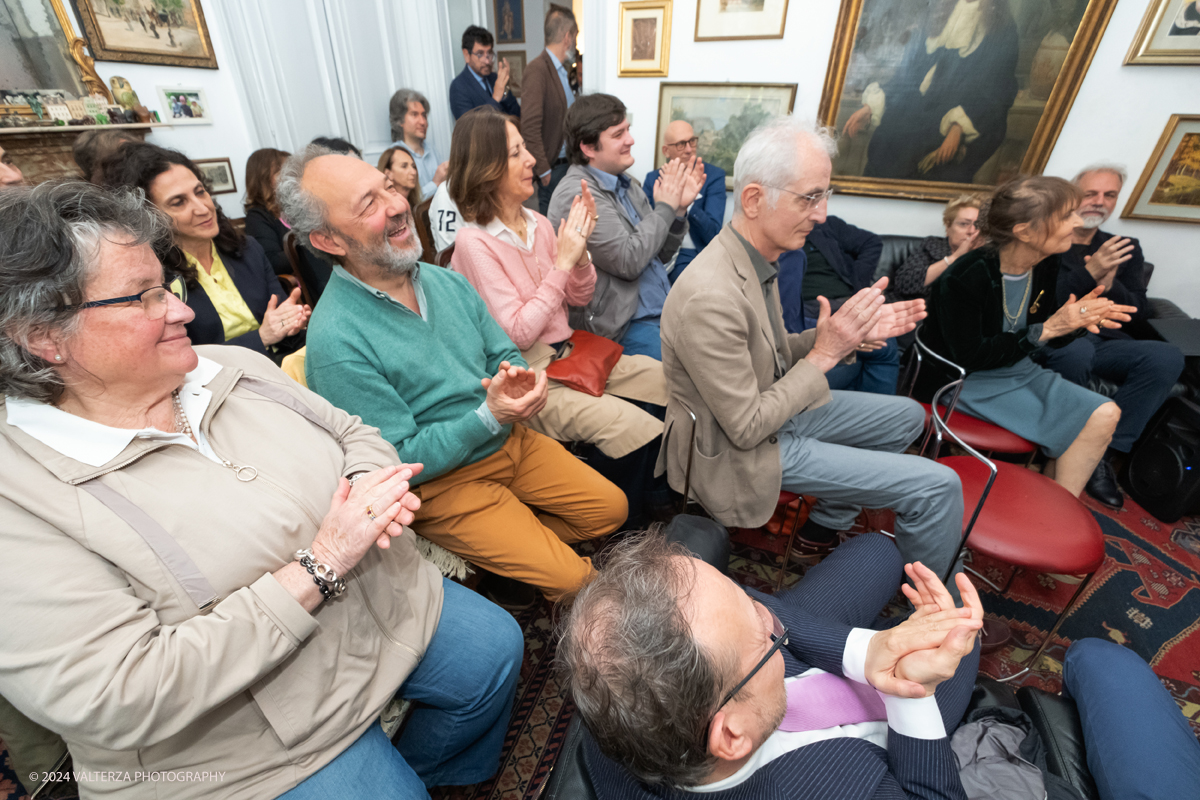 _DSF3053.jpg - Giugno-2024. Incontro con il Presidente della Regione Alberto Cirio nella sede del Caramella Choco Bistrot. Nella foto  un momento dell'incontro con i partecipanti all'evemto