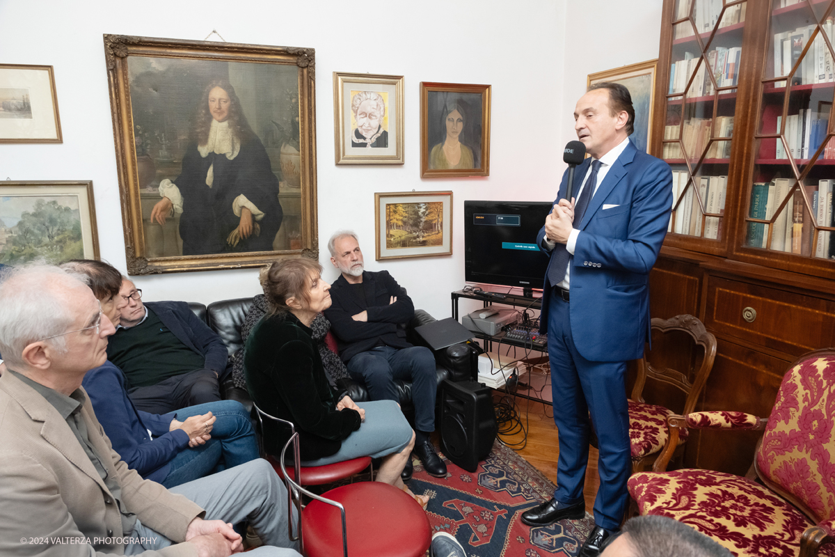 _DSF4695.jpg - Giugno-2024. Incontro con il Presidente della Regione Alberto Cirio nella sede del Caramella Choco Bistrot. Nella foto   un momento dell'incontro con i partecipanti all'evemto