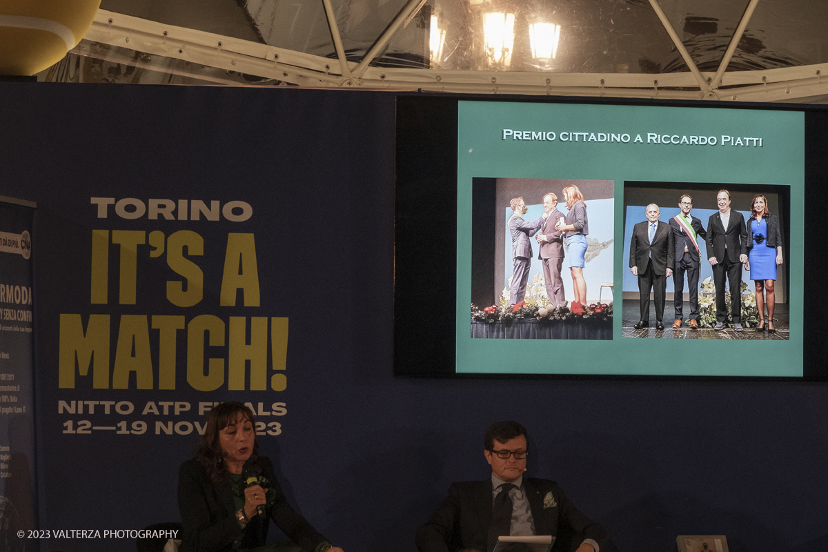 _DSF9680.jpg - 18/11/2023. Torino. Presentazione a Casa Tennis del libro. Il Tennis a Bordighera dal 1878 ad oggi.  Il primo circolo in Italia, la nascita della racchetta SIRT e il Centro Piatti a cura di Merello Gisella. Nella foto un momento della presentazione del libro