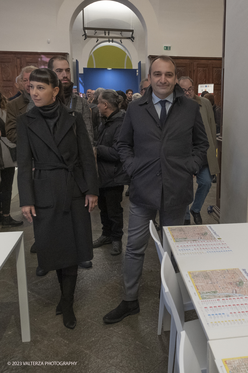 _DSF5373.jpg - 10/11/2023. Torino. Con il taglio del nastro alla presenza delle autoritÃ , oggi in piazza Castello sono stati ufficialmente inaugurati gli spazi di Casa Tennis, Casa Gusto e Casa Media. Nella foto il Sindaco Stefano Lo Russo all'inaugurazione di Casa Gusto