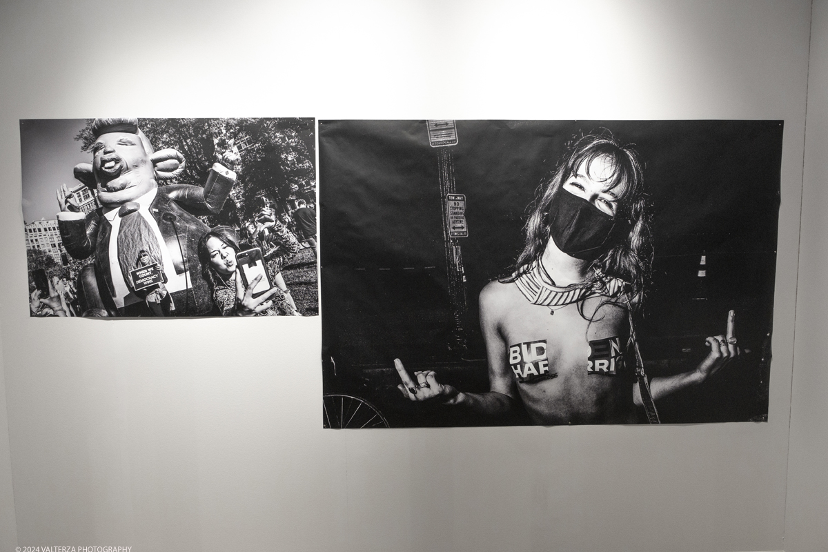 _DSF6867.jpg - 29/02/2024. Torino. La nuova mostra di Flashback Habitat "Insurrezioni. Fotografie di una protesta": tre storie di attivismo, tra giornalismo e fotografia. Due fotografi e un giornalista con tre esposizioni narrano la propria visione di rivoluzione e rivolta. I protagonisti di â€œInsurrezioni. Fotografie di una protestaâ€� . Nella foto immagini dal lavoro Path to resurrection di Chris Suspect