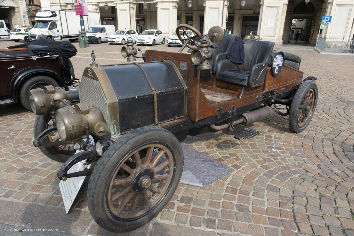 _DSF8873.jpg - 19/07/2023. Torino. MAUTO 90 anni. La parata delle vetture d'epoca. Nella foto modello SCAT del 1910