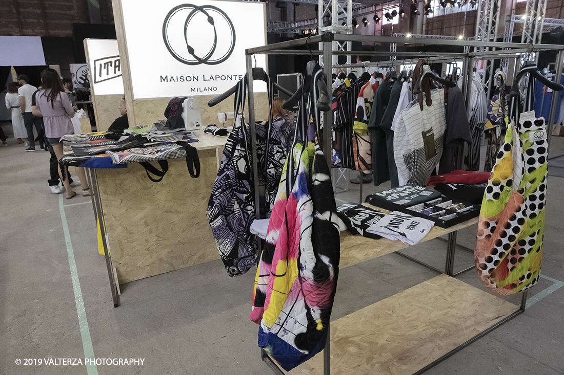 DSCF7378.jpg - 08/06/2019. Torino, Maze, il festival dedicato al mondo dello Streetwear e della Streetculture. Nella foto stand degli espositori partecipanti all'evento