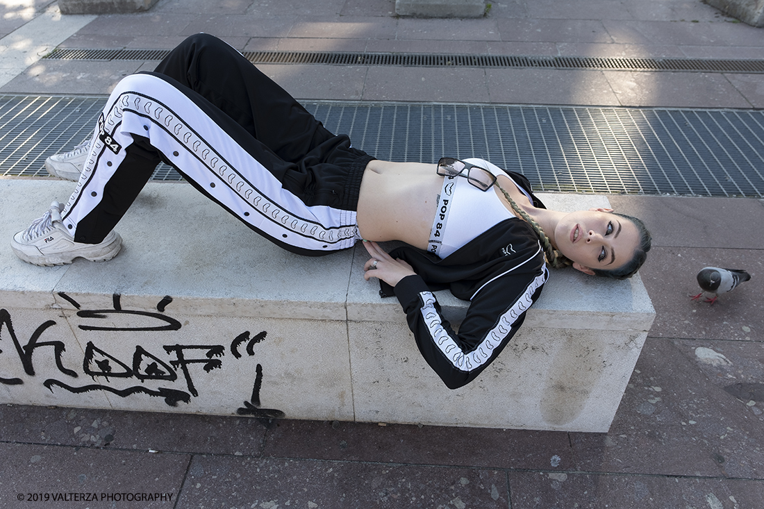 DSCF8002.jpg - 08/06/2019. Torino, Maze, il festival dedicato al mondo dello Streetwear e della Streetculture. Street fashion con la modella Benedetta.