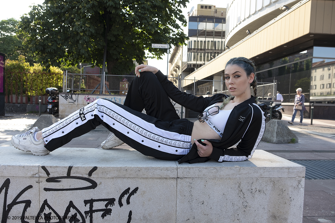 DSCF8024.jpg - 08/06/2019. Torino, Maze, il festival dedicato al mondo dello Streetwear e della Streetculture. Street fashion con la modella Benedetta.