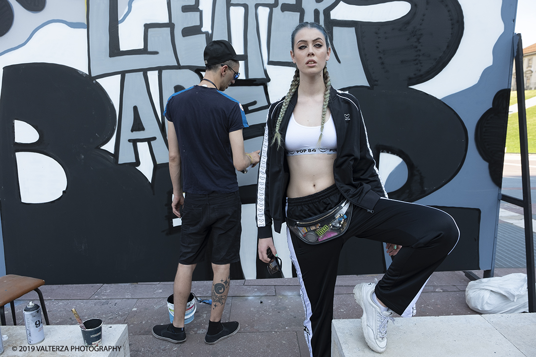 DSCF8054.jpg - 08/06/2019. Torino, Maze, il festival dedicato al mondo dello Streetwear e della Streetculture. Street fashion con la modella Benedetta.