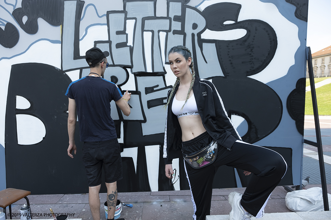 DSCF8055.jpg - 08/06/2019. Torino, Maze, il festival dedicato al mondo dello Streetwear e della Streetculture. Street fashion con la modella Benedetta.