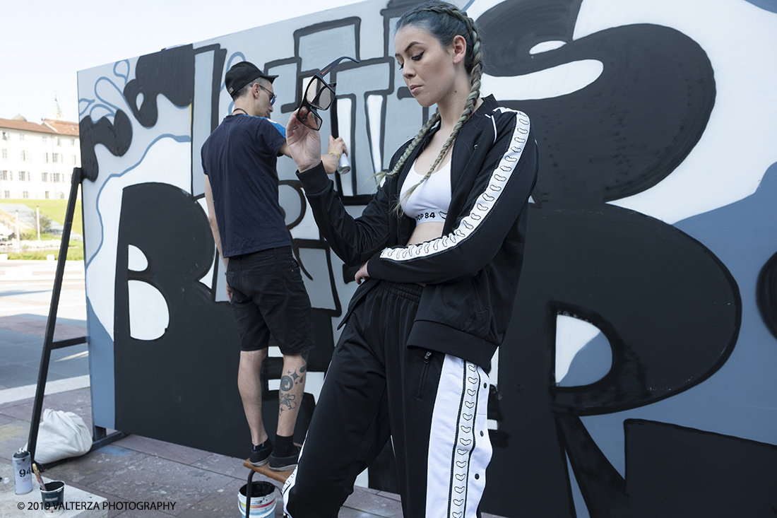 DSCF8078.jpg - 08/06/2019. Torino, Maze, il festival dedicato al mondo dello Streetwear e della Streetculture. Street fashion con la modella Benedetta.